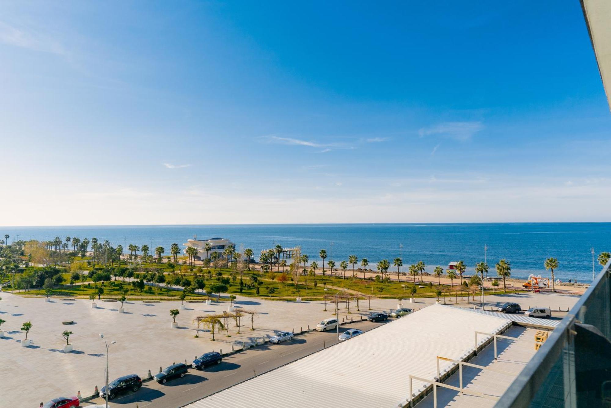 Your Beach Tower Batumi Room photo
