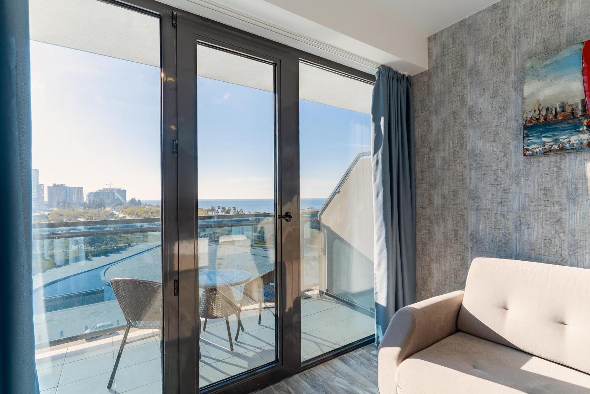 Your Beach Tower Batumi Room photo