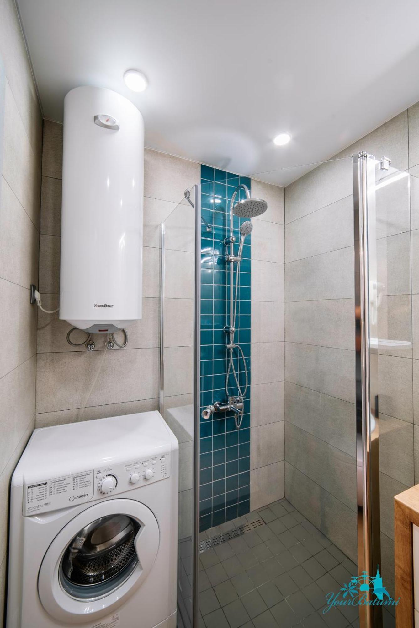 Your Beach Tower Batumi Room photo