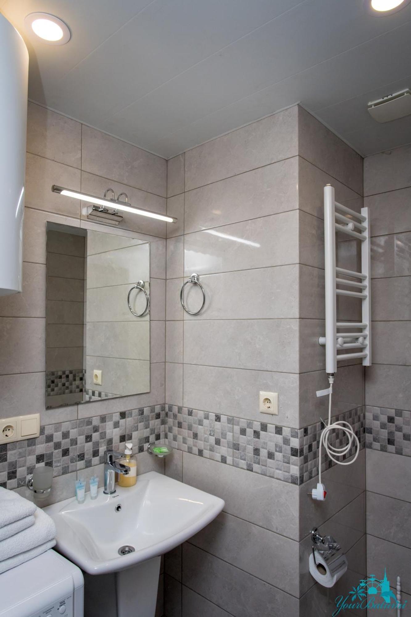 Your Beach Tower Batumi Room photo