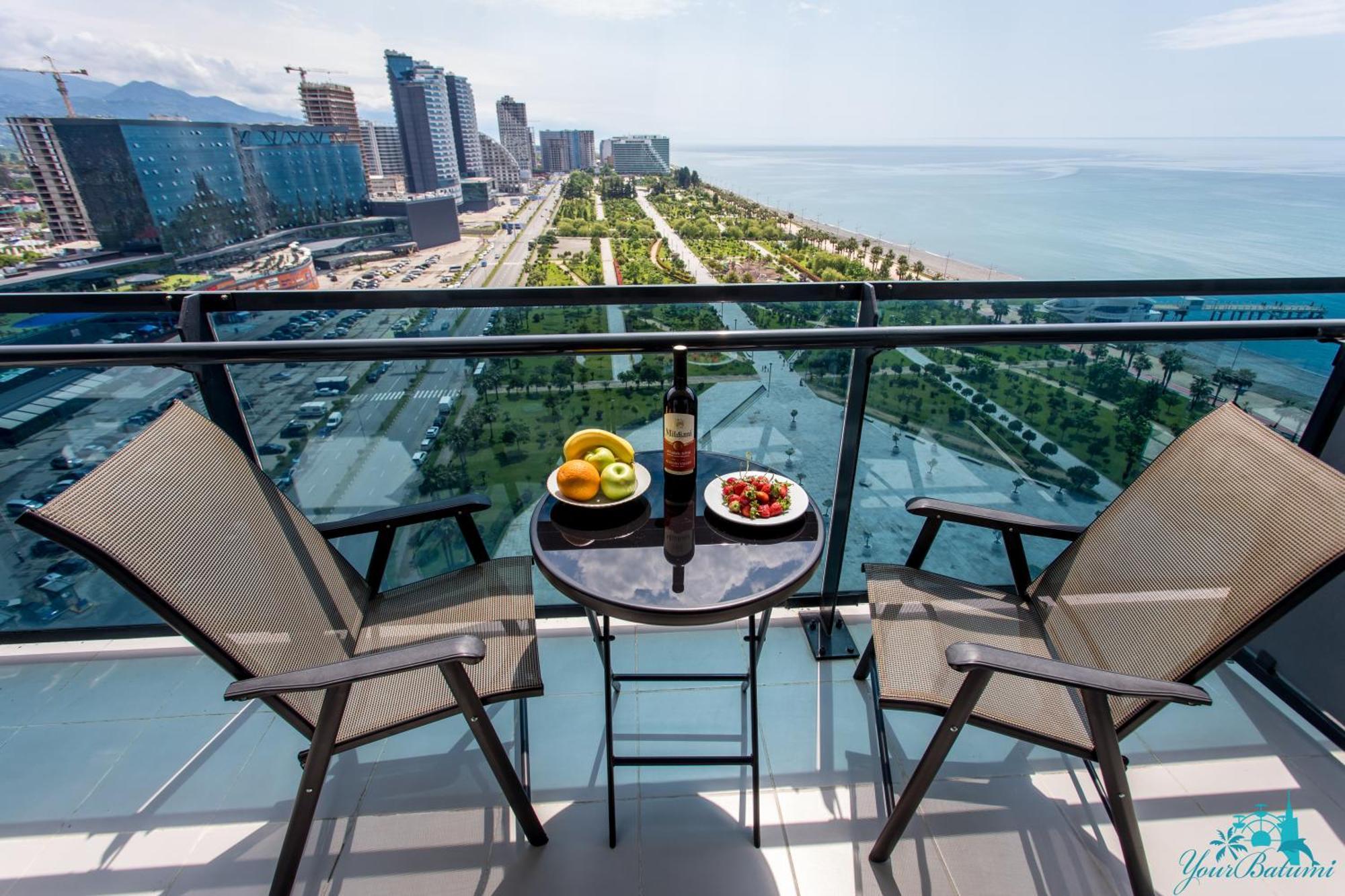 Your Beach Tower Batumi Room photo