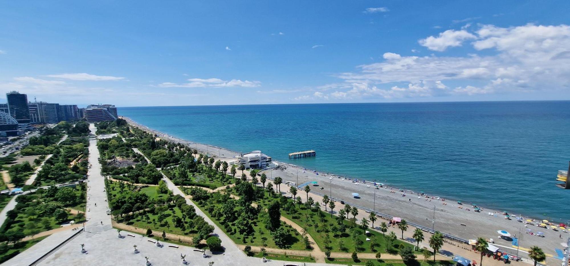 Your Beach Tower Batumi Room photo
